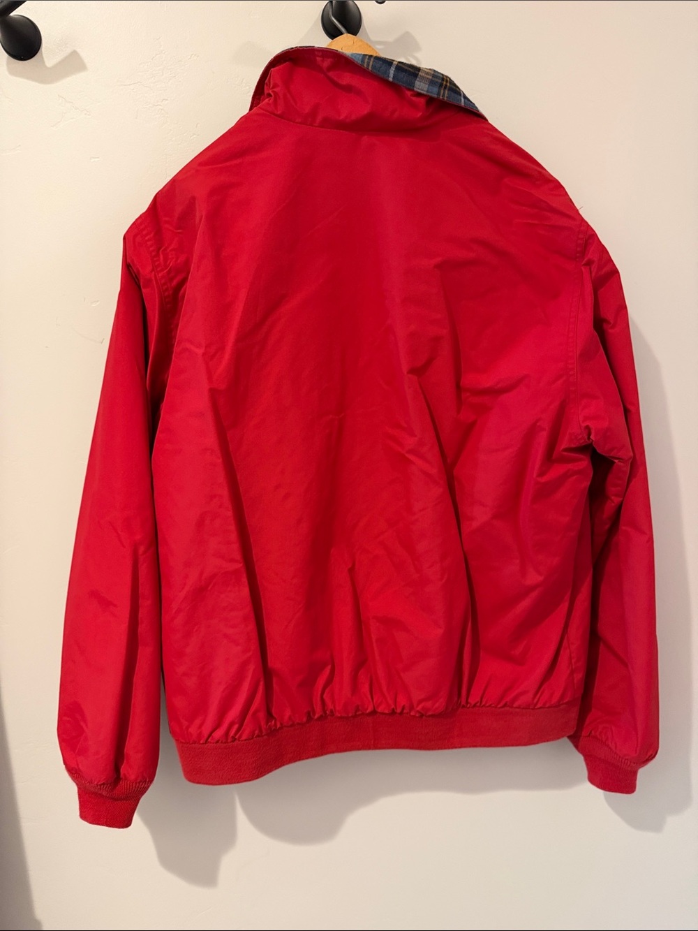 L.L. Bean Red mens' Zip Jacket with Plaid Collar - Picture 8 of 12